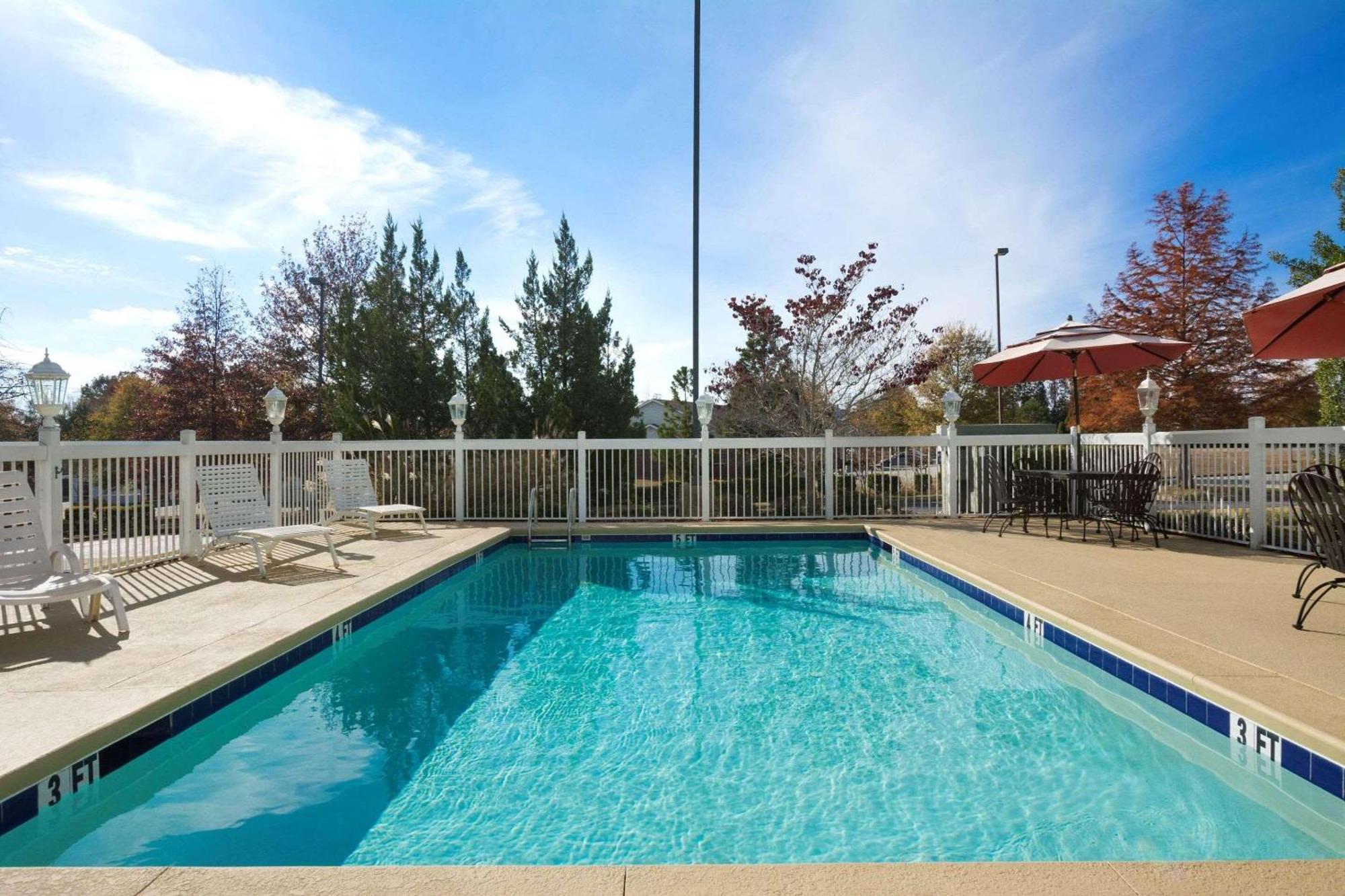Country Inn & Suites By Radisson, Columbus, Ga Extérieur photo