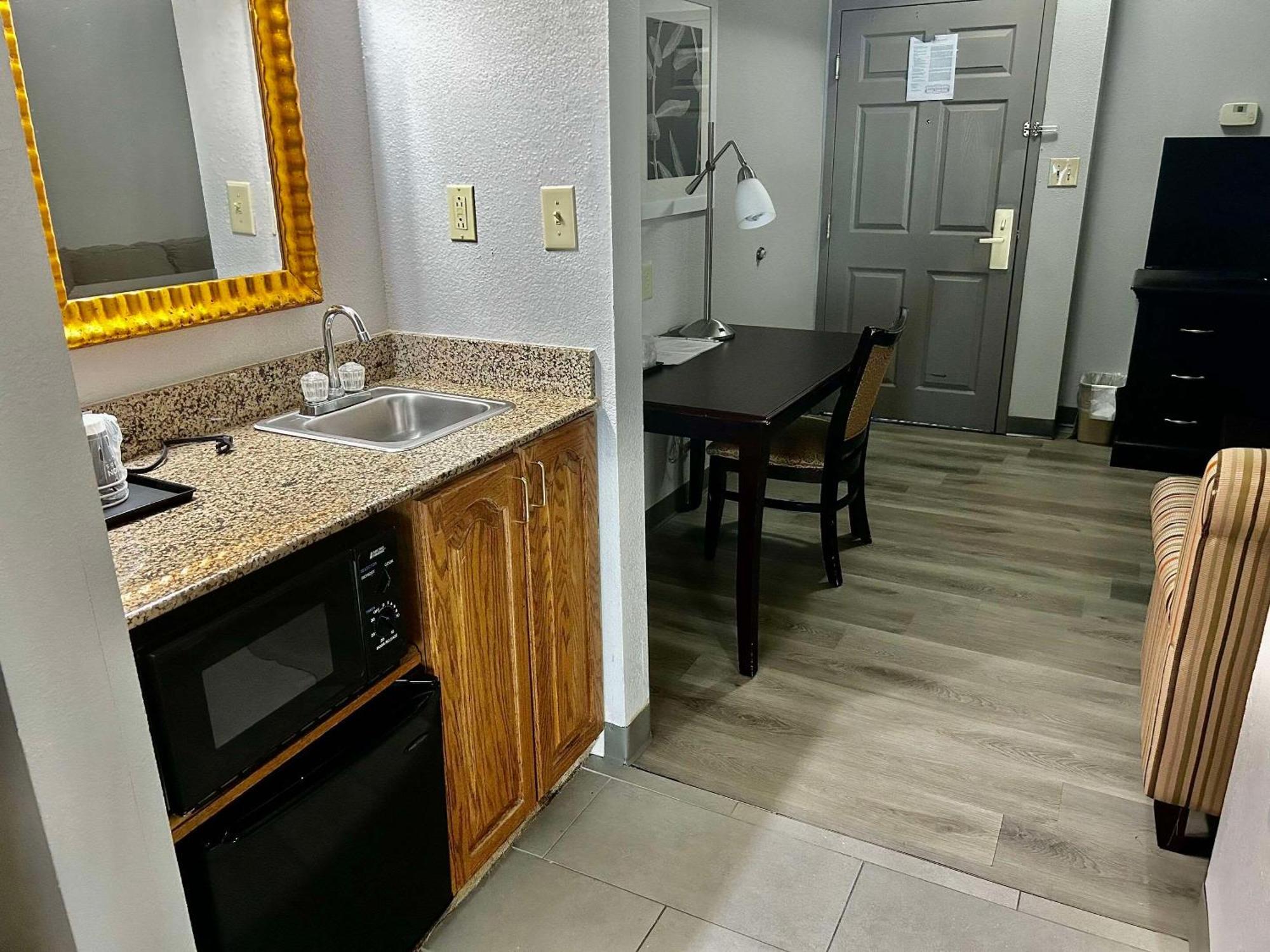 Country Inn & Suites By Radisson, Columbus, Ga Extérieur photo