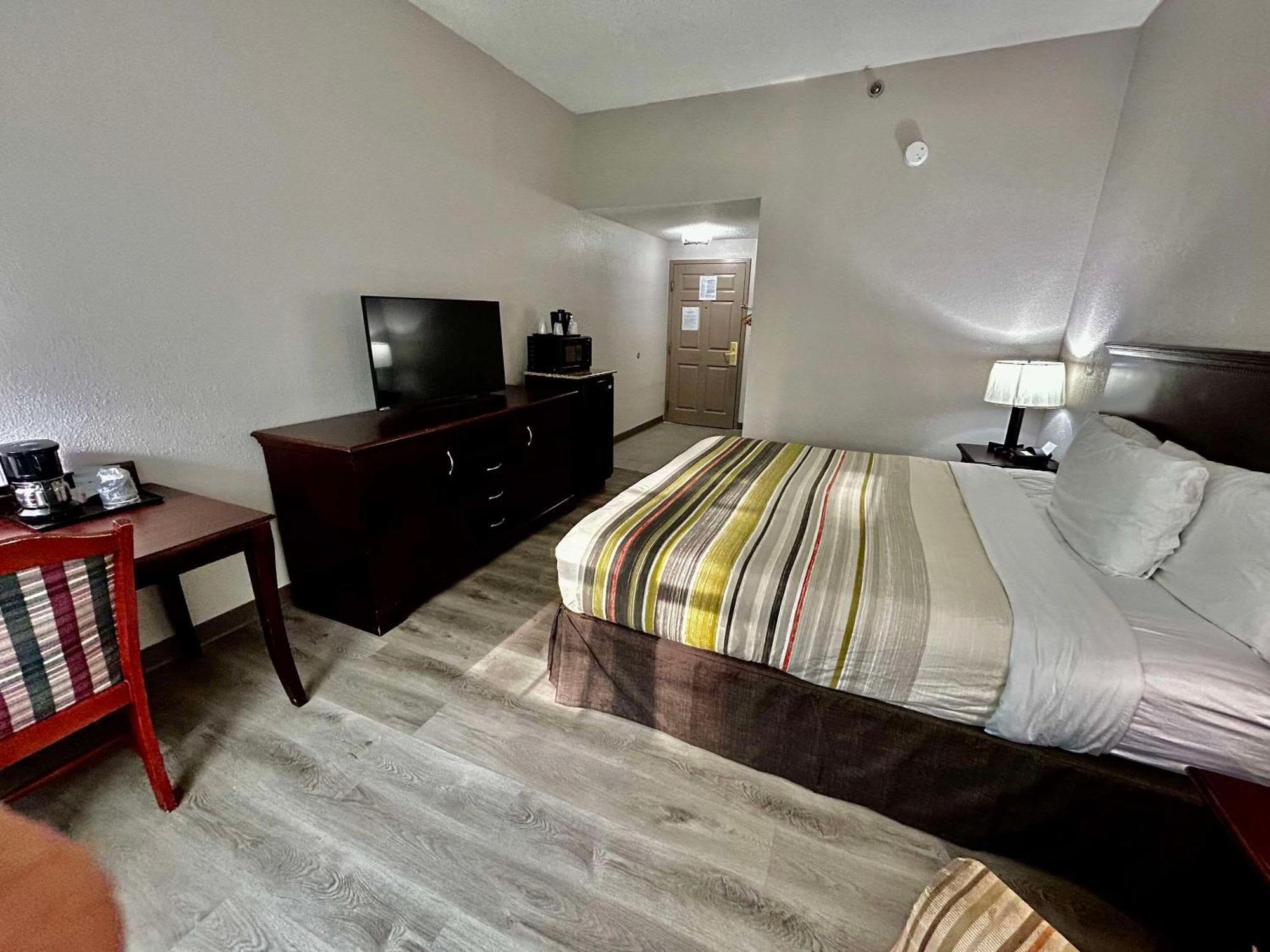 Country Inn & Suites By Radisson, Columbus, Ga Extérieur photo